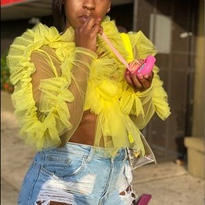 Yellow ruffle lace shirt